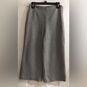 Ladies houndstooth pants